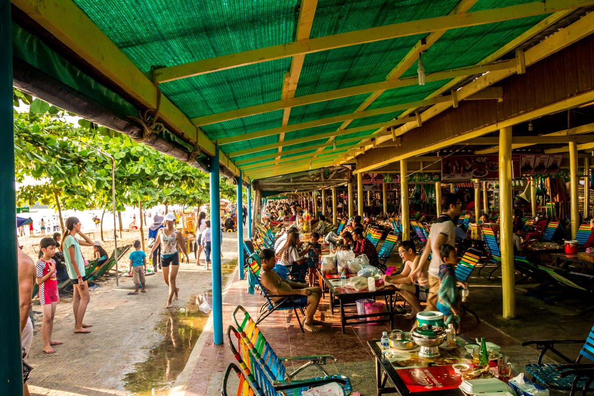 Los tranquilos bares de Serendipity Beach, Sihanoukville