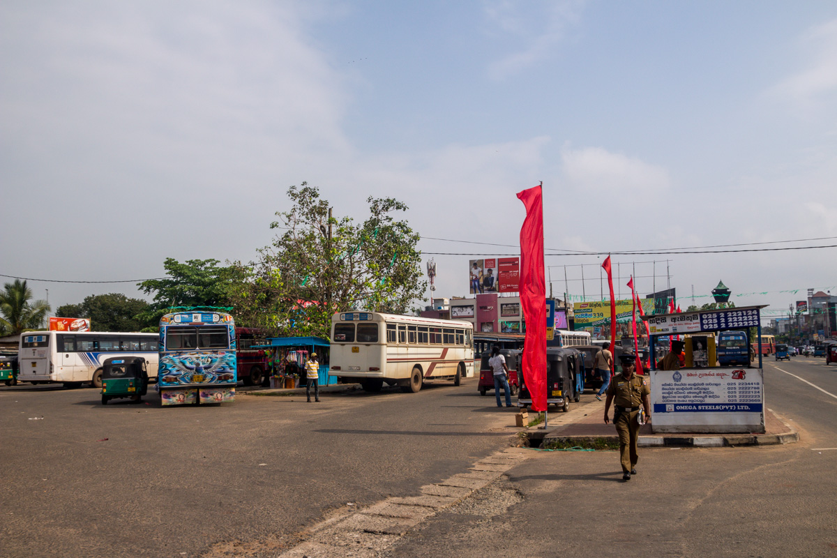 Anuradhapura - Estación de buses