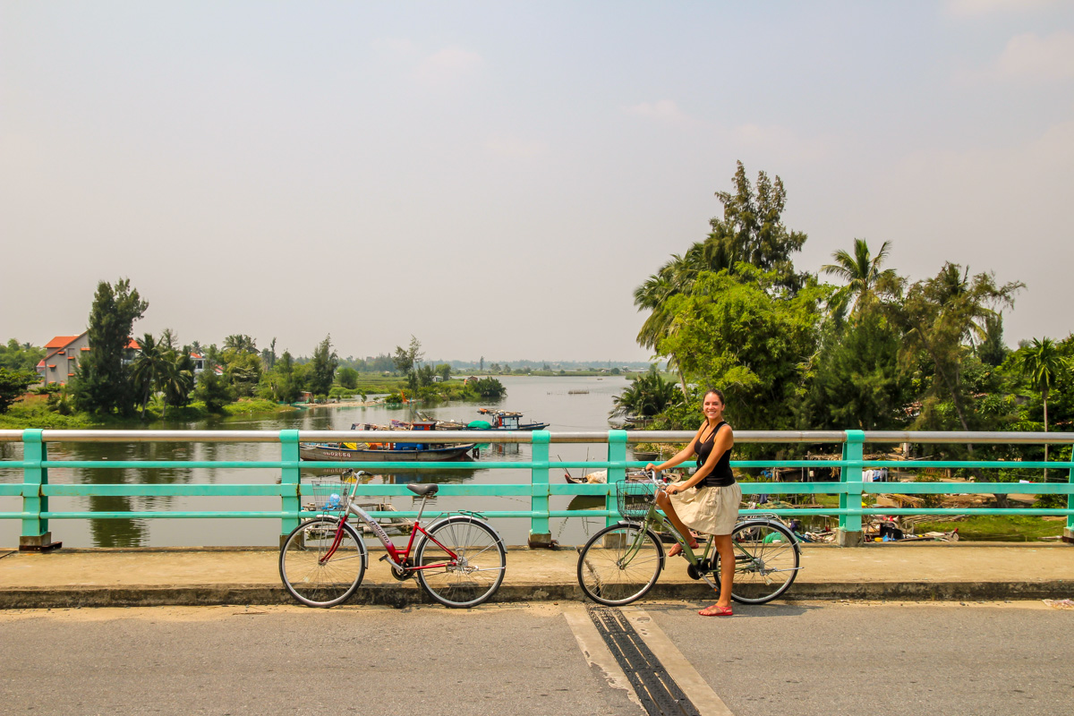 En bici a la playa de Hoi An