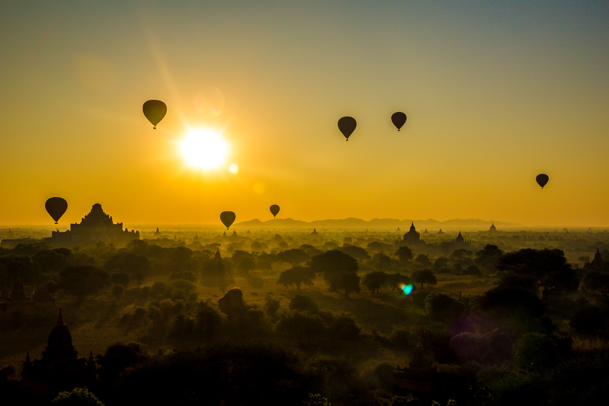 Templos de Bagan, amaneceres y atardeceres