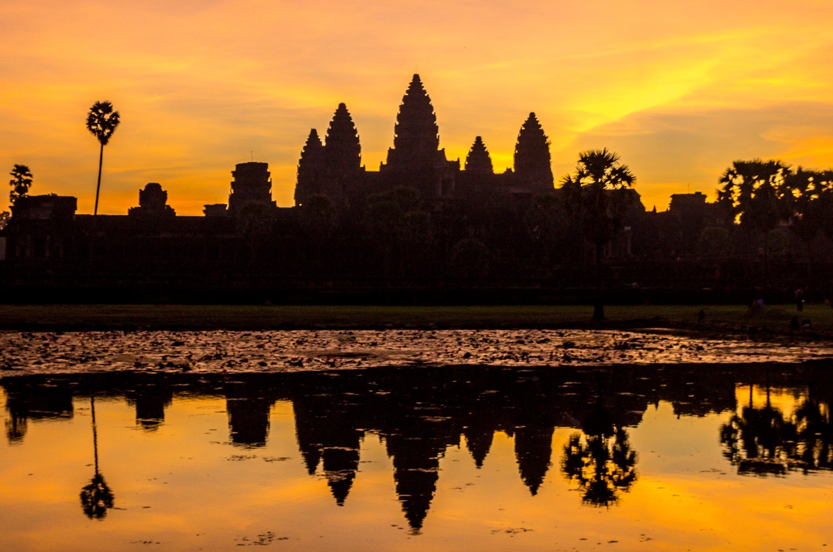 Amaneciendo en Angkor Wat