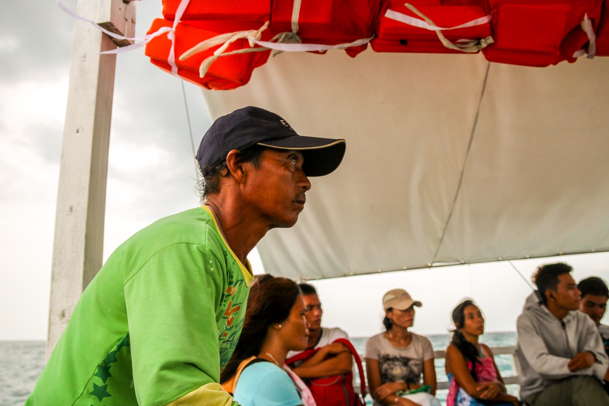 Nuestro capitán, rumbo a Malapascua