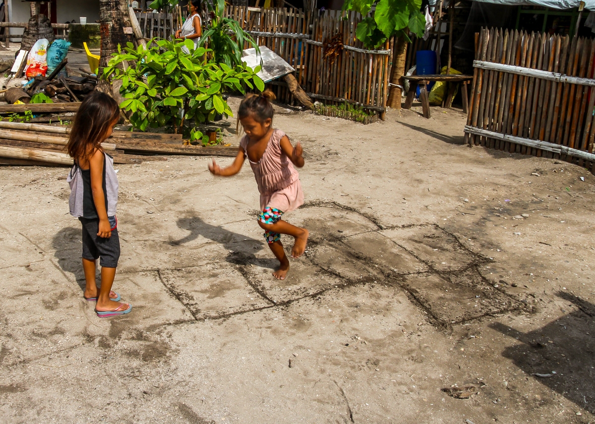 Niños por todas partes, Malapascua