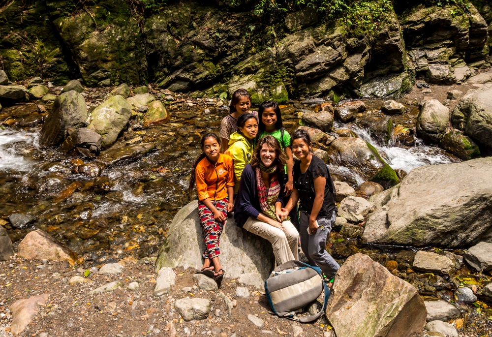 Carol con las chicas locales, Sikkim