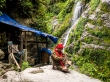 Lugareño entre el verde y las cascadas, Sikkim