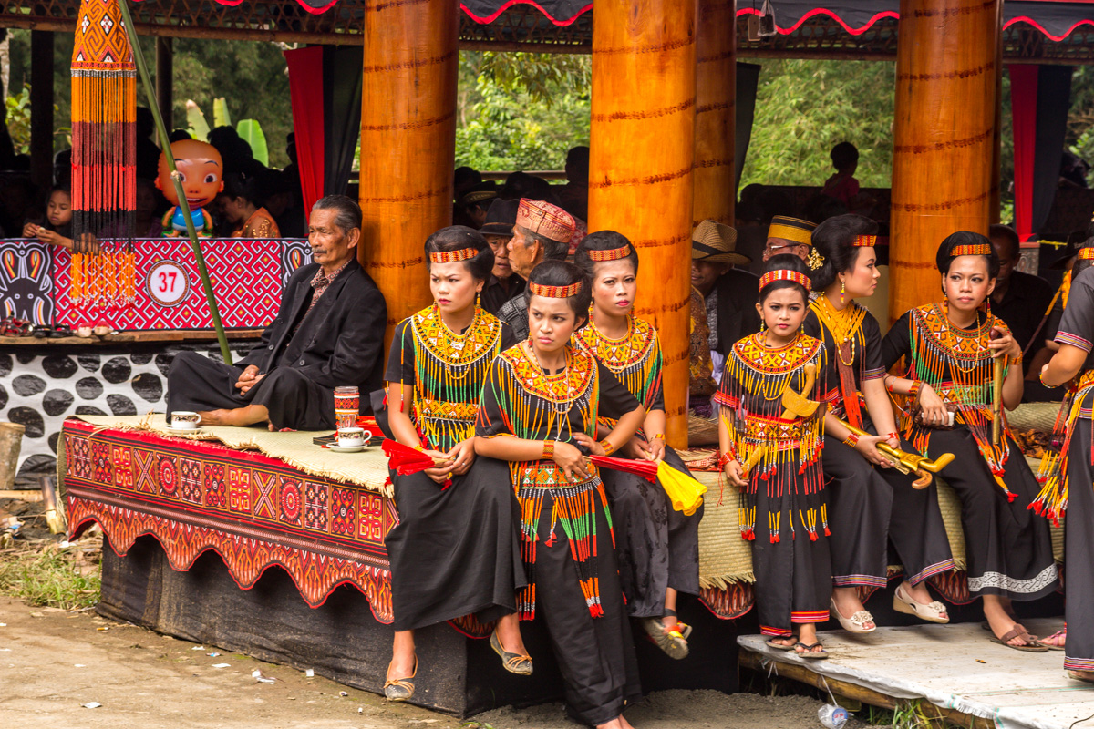 Vestimenta tradicional, funeral Tana Toraja