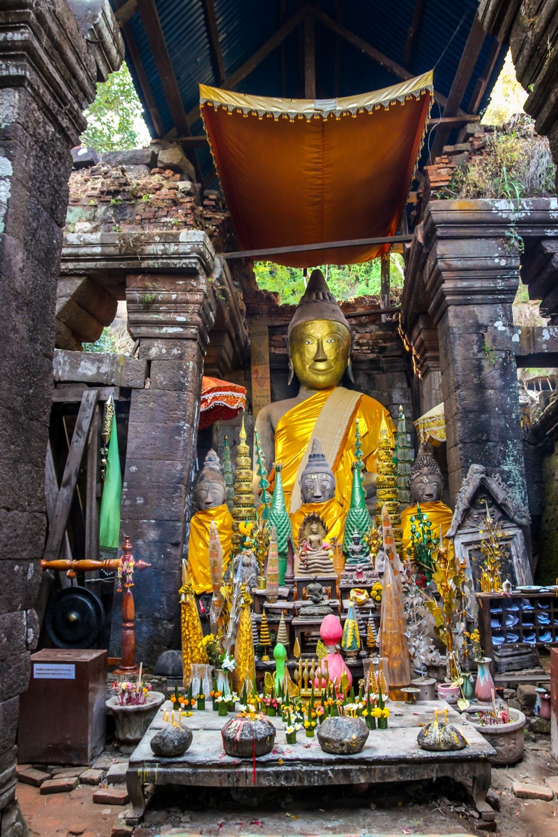 Buda y las ofrendas, Champasak y Vat Phou