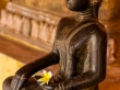 Y el Buda recoge su ofrenda, Vientiane
