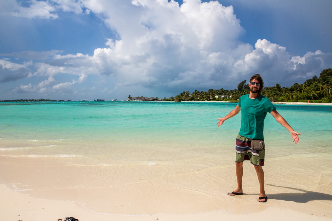 Disfrutando de la playa de Guraidhoo, Maldivas