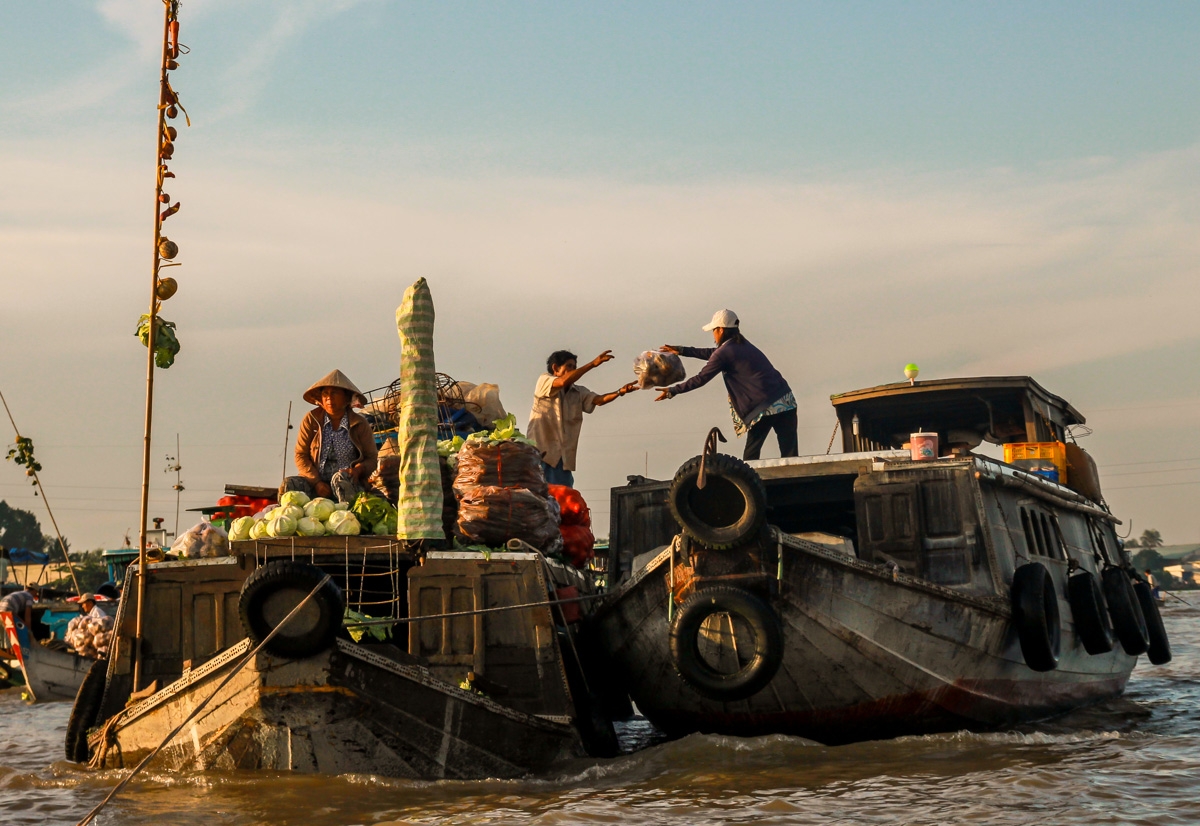 Vida de mercado en el Mekong