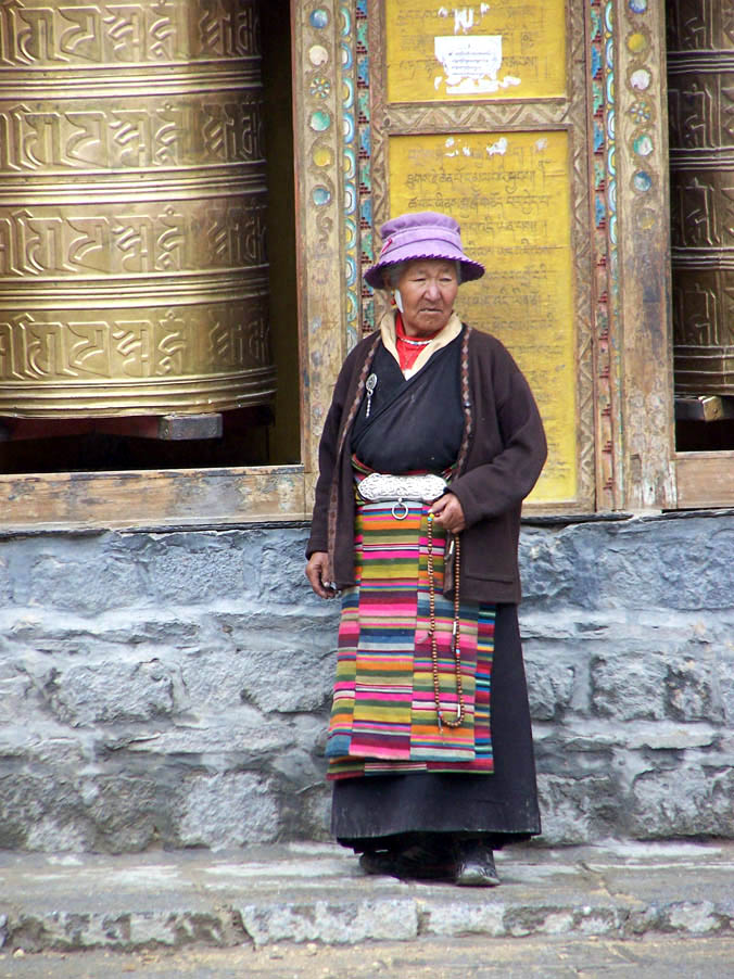 Carretera de la Amistad, Tibet